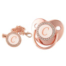 Chupeta Rose Gold + Prendedor Iniciais - Loja BiBia